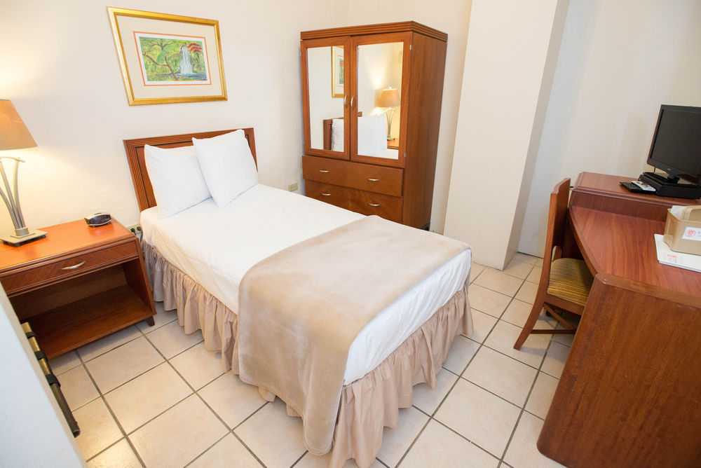 Armas Hotel San Juan Kamer foto